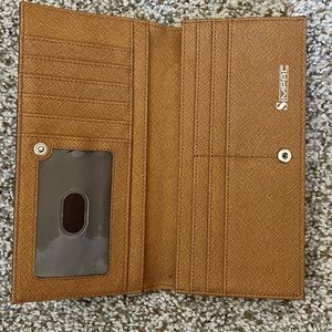 Brand new Wallet